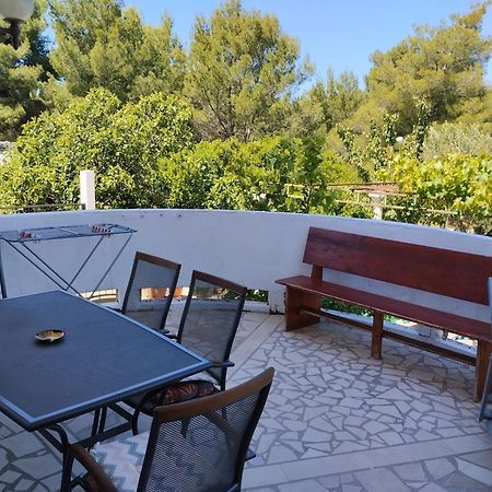 Braco Apartments By The Sea With A Sea View Zaboric Dış mekan fotoğraf
