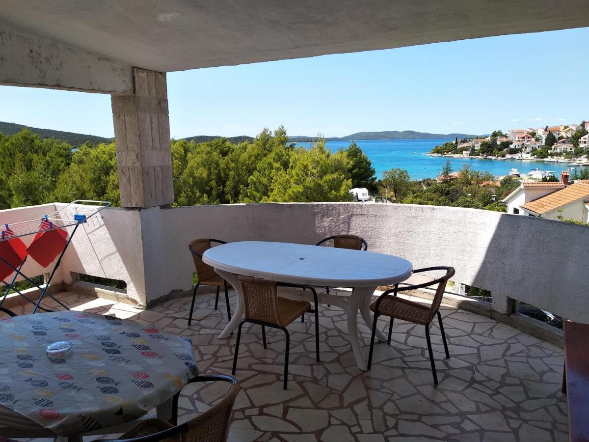 Braco Apartments By The Sea With A Sea View Zaboric Dış mekan fotoğraf