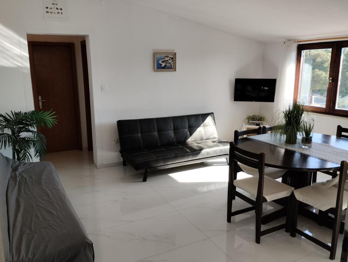 Braco Apartments By The Sea With A Sea View Zaboric Dış mekan fotoğraf