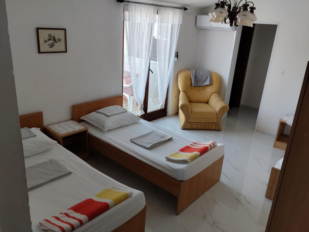 Braco Apartments By The Sea With A Sea View Zaboric Dış mekan fotoğraf